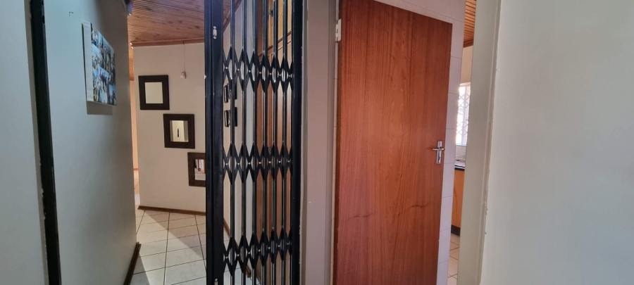 3 Bedroom Property for Sale in Heuwelsig Free State